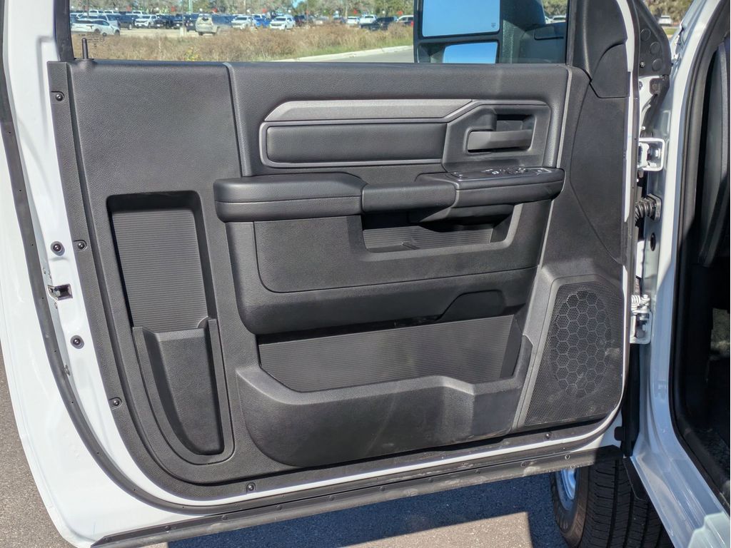 2024 RAM Ram 2500 Pickup Tradesman - Photo 11