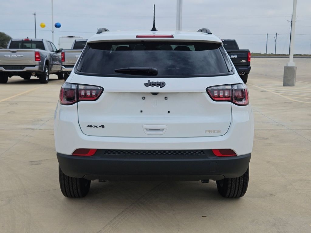 New 2026 Jeep Compass LATITUDE ALTITUDE 4X4 Sport Utility