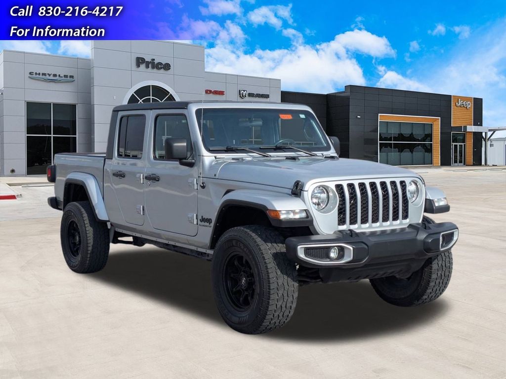 2022 Jeep Gladiator Sport S's photo