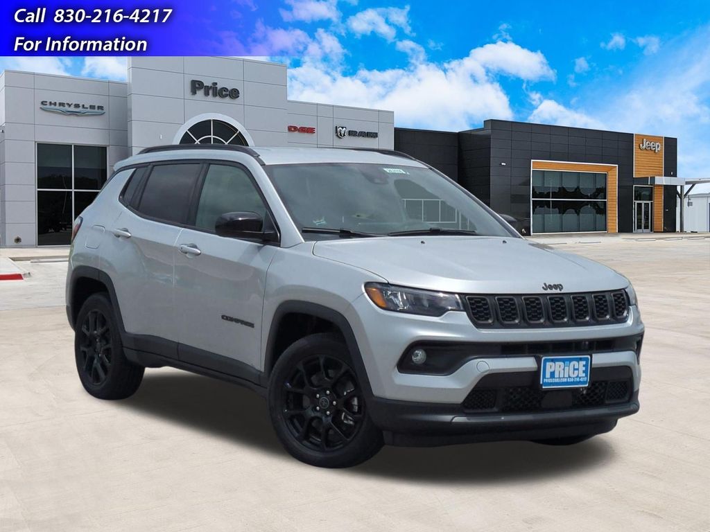 New 2026 Jeep Compass LATITUDE ALTITUDE 4X4