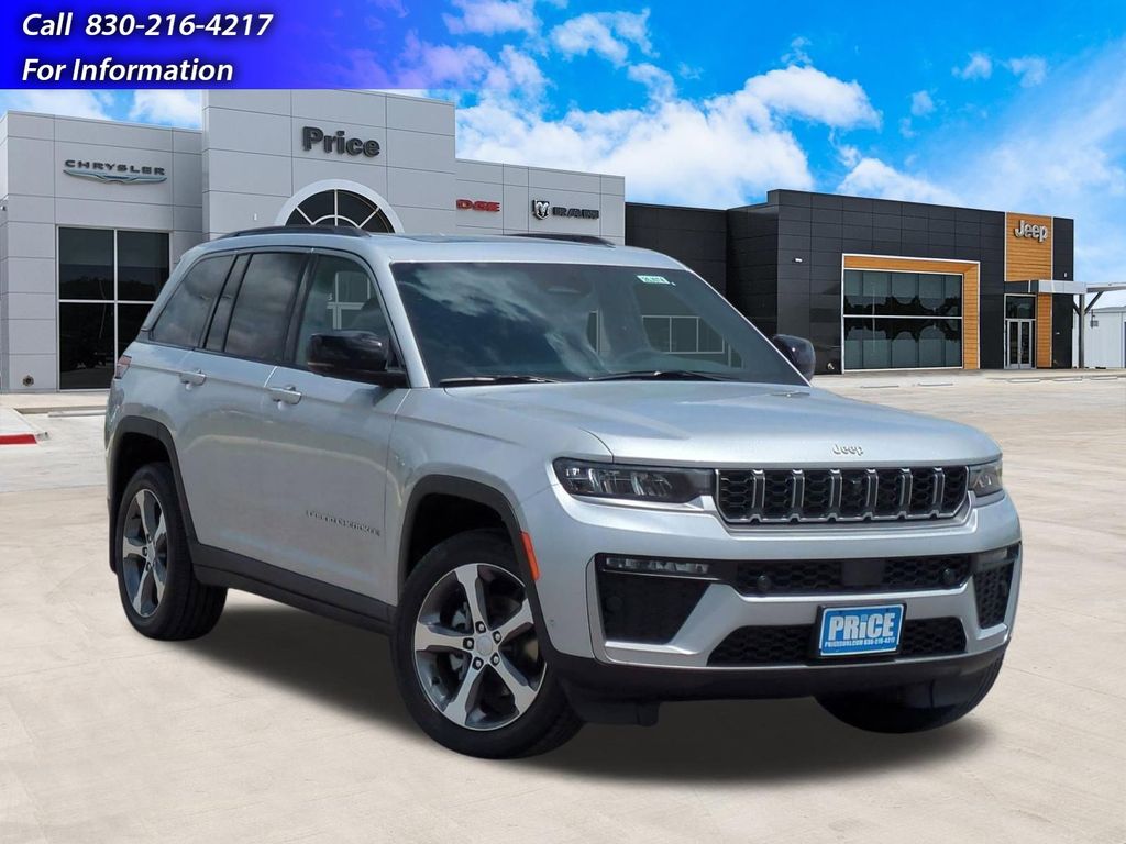 New 2026 Jeep Grand Cherokee LIMITED 4X4