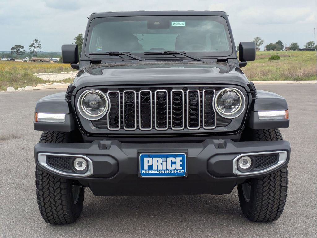 2025 Jeep Wrangler 4-Door Sahara - Photo 8