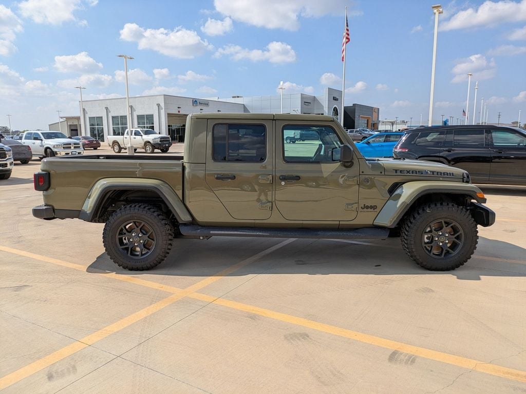 New 2025 Jeep Gladiator TEXAS TRAIL 4X4 Pickup
