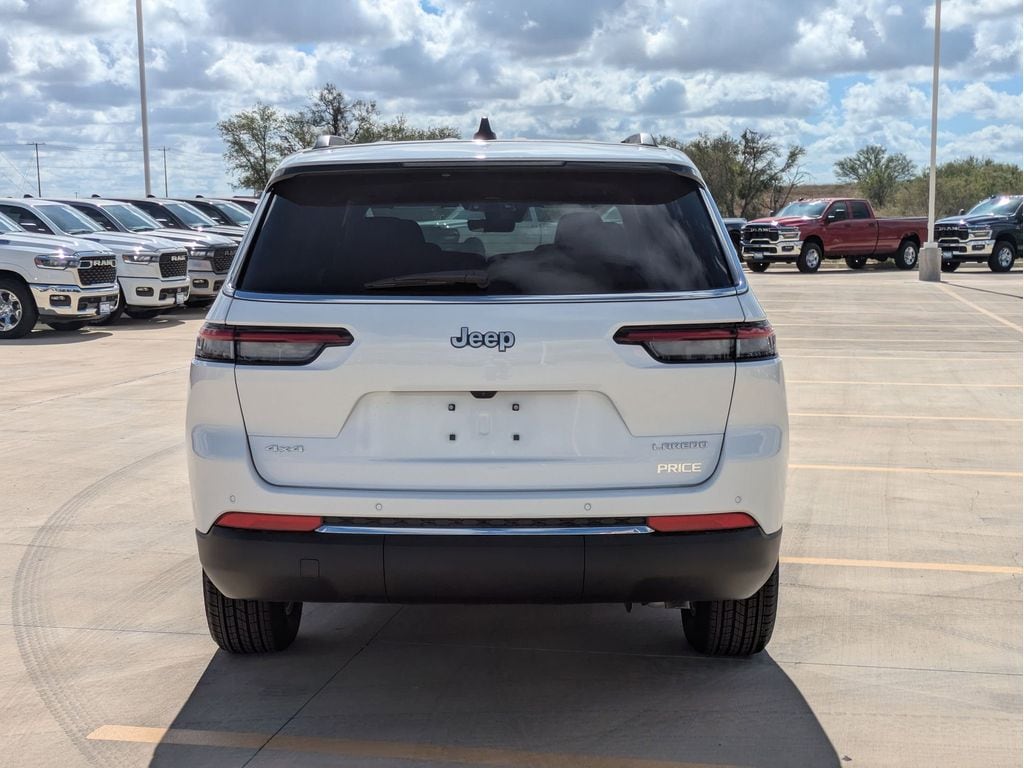 New 2025 Jeep Grand Cherokee L LAREDO X 4X4 Sport Utility