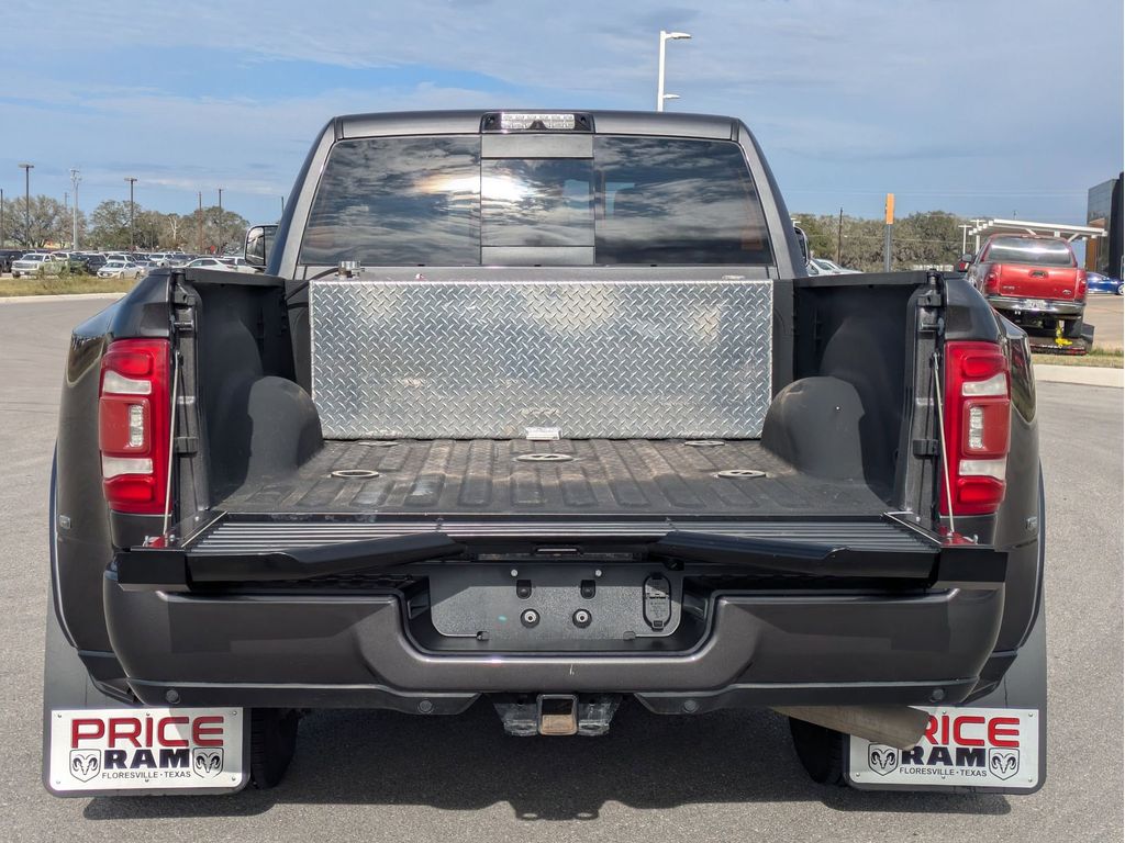 2020 RAM Ram 3500 Pickup Limited - Photo 25