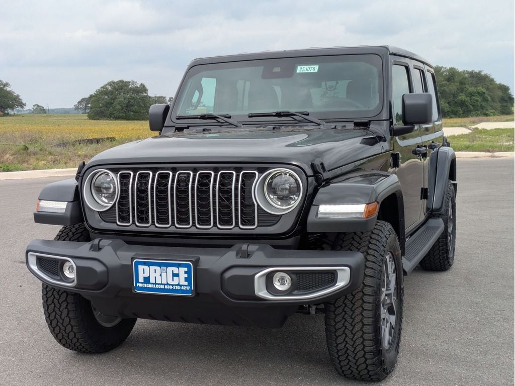 2025 Jeep Wrangler 4-Door Sahara - Photo 7