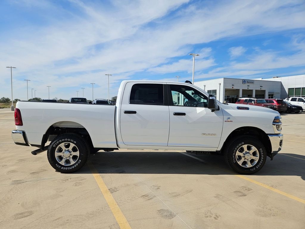 New 2026 Ram 2500 LONE STAR CREW CAB 4X4 6'4 BOX Pickup