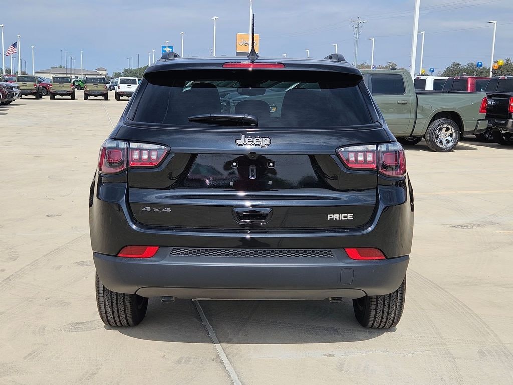 New 2026 Jeep Compass LATITUDE ALTITUDE 4X4 Sport Utility