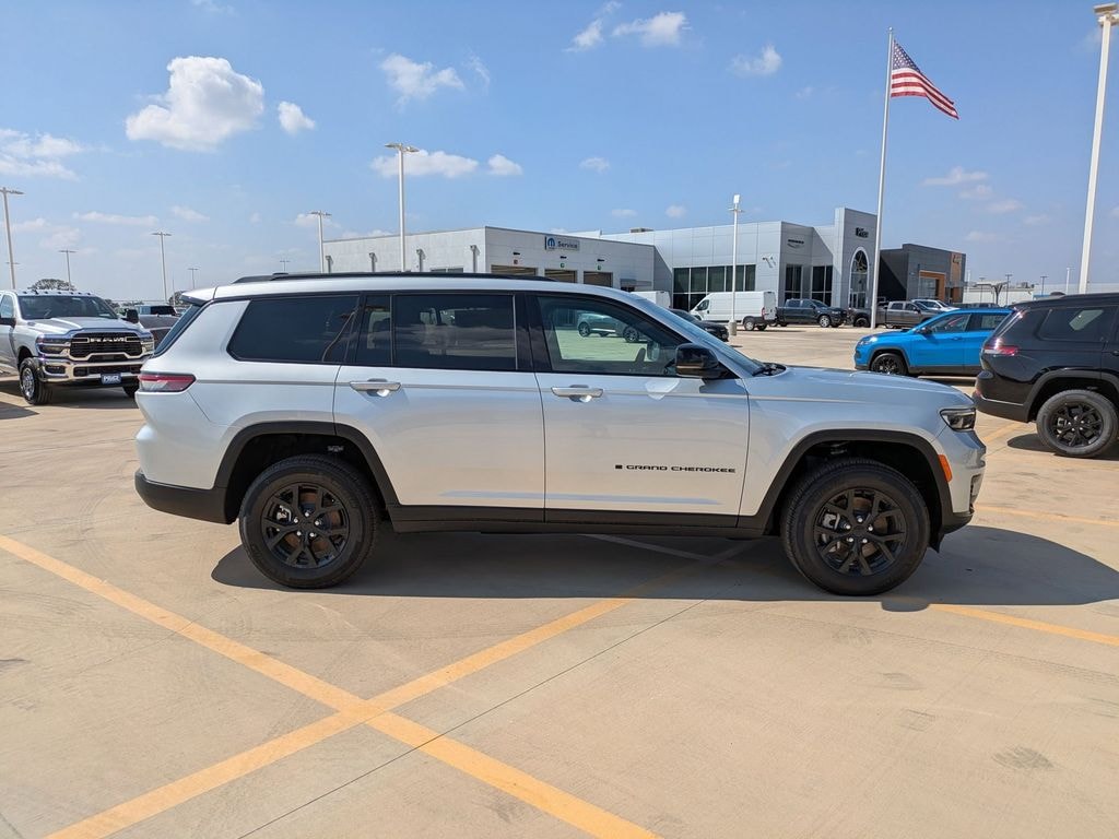 New 2025 Jeep Grand Cherokee L ALTITUDE X 4X2 Sport Utility