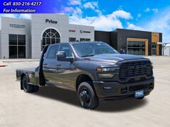 2025 Ram 3500 Chassis Cab 3500 TRADESMAN CREW CAB CHASSIS 4X4 60' CA Pickup