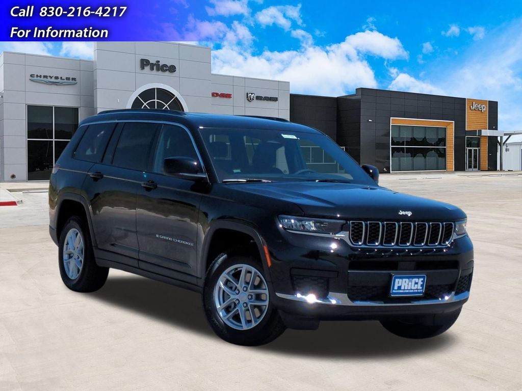 New 2026 Jeep Grand Cherokee L LAREDO X 4X4