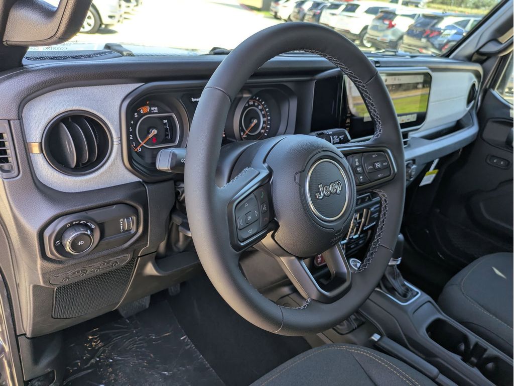 2025 Jeep Wrangler 4-Door Willys - Photo 10