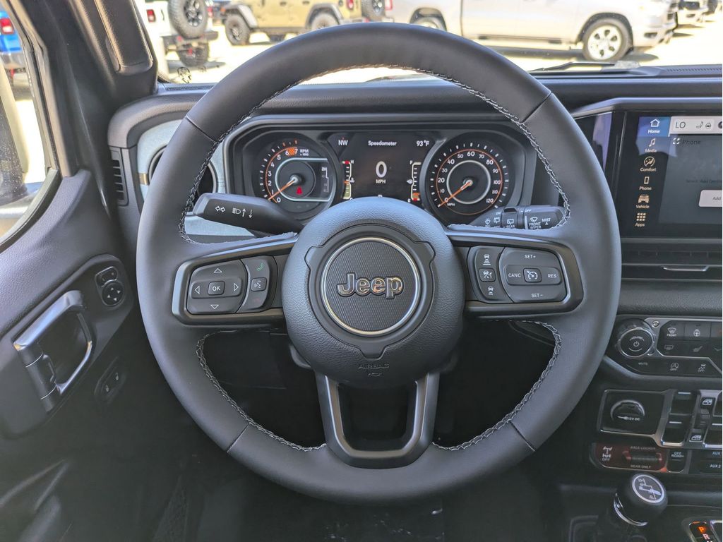 2025 Jeep Wrangler 4-Door Willys - Photo 17