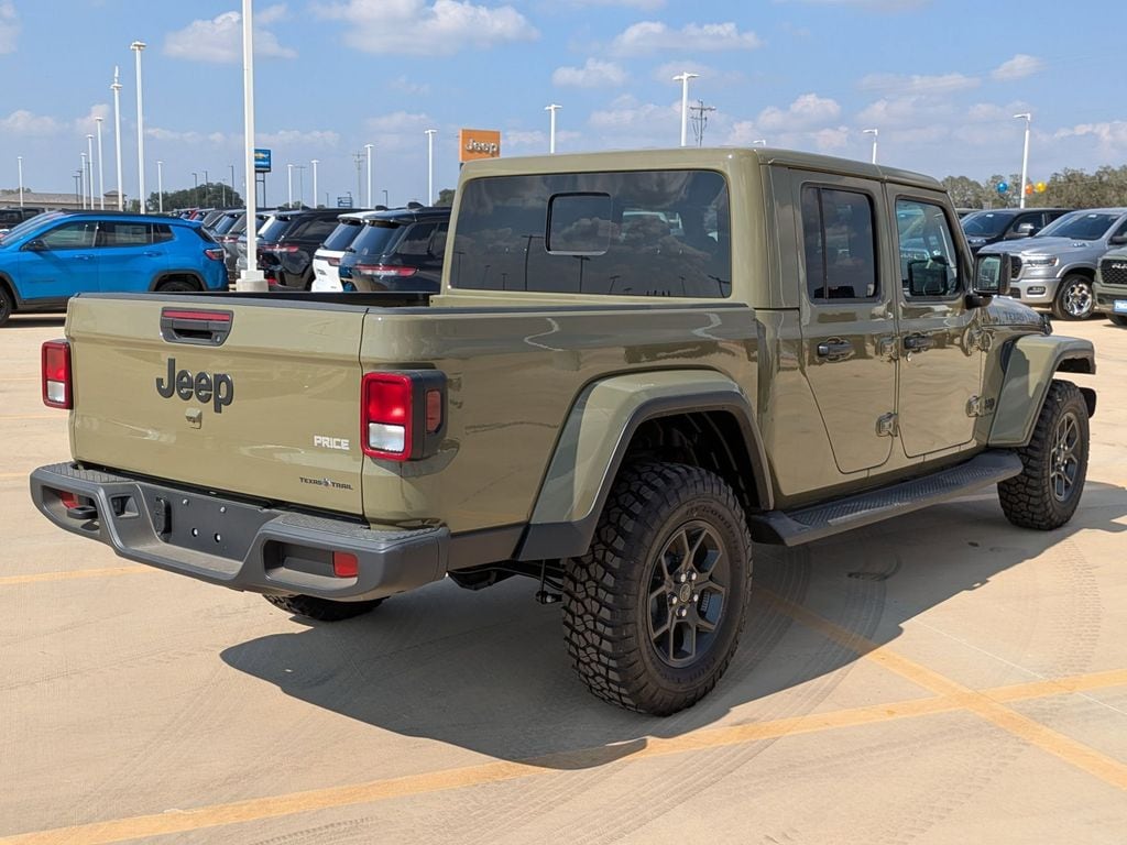 New 2025 Jeep Gladiator TEXAS TRAIL 4X4 Pickup