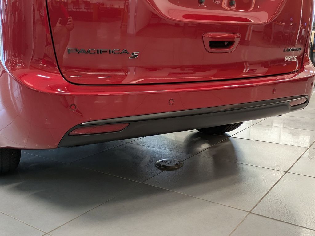 2026 Chrysler Pacifica Limited - Photo 20