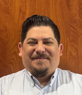 Staff member Jovi Ybarra from ID_4dad57b7dda5