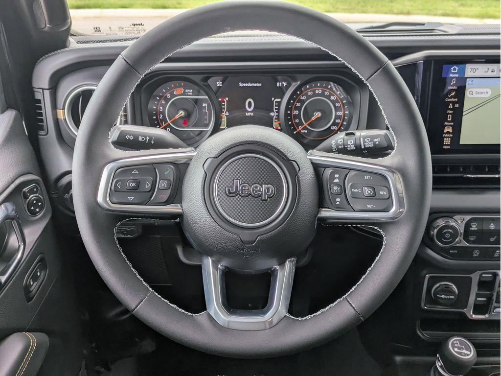 2025 Jeep Wrangler 4-Door Sahara - Photo 17