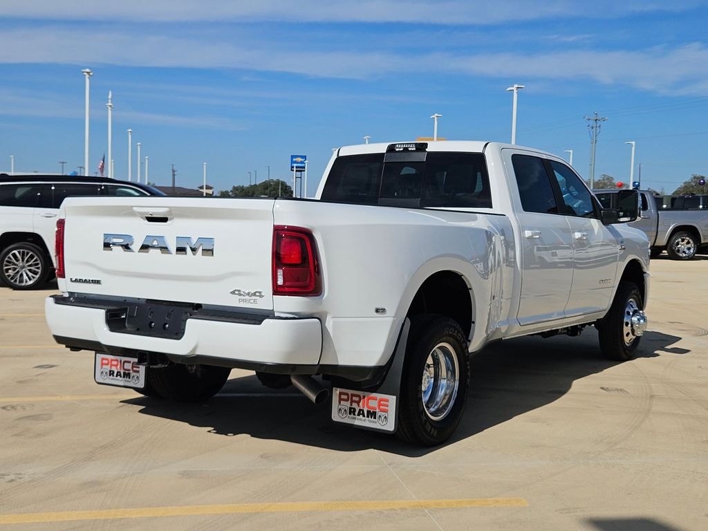 New 2026 Ram 3500 LARAMIE CREW CAB 4X4 8' BOX Pickup