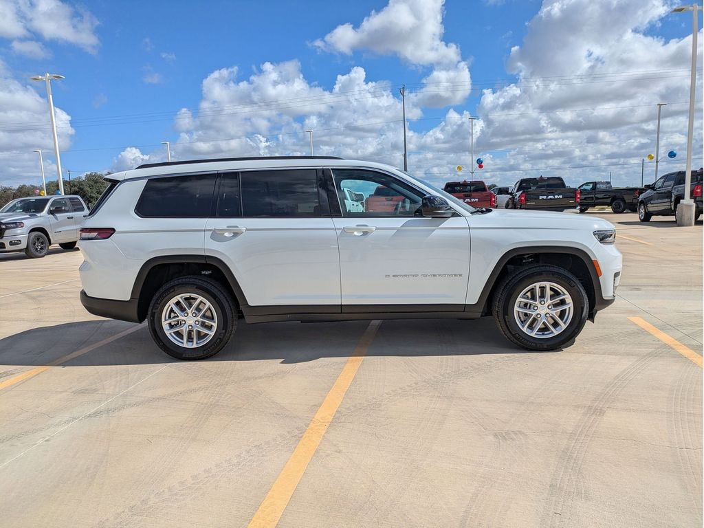 New 2025 Jeep Grand Cherokee L LAREDO X 4X4 Sport Utility