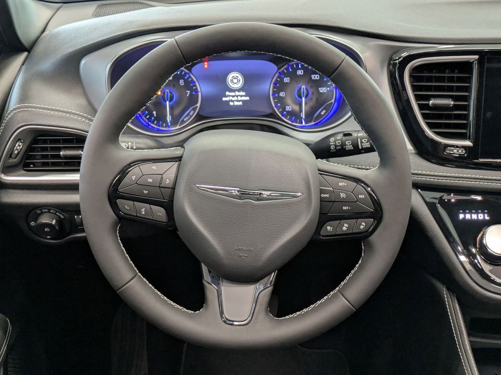 2026 Chrysler Pacifica Limited - Photo 19