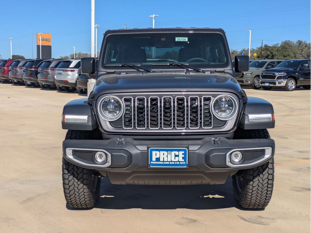 2025 Jeep Wrangler 4-Door Sahara - Photo 8