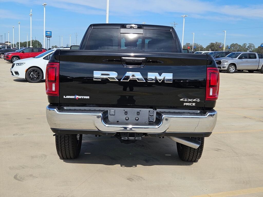 New 2026 Ram 2500 LONE STAR CREW CAB 4X4 6'4 BOX Pickup