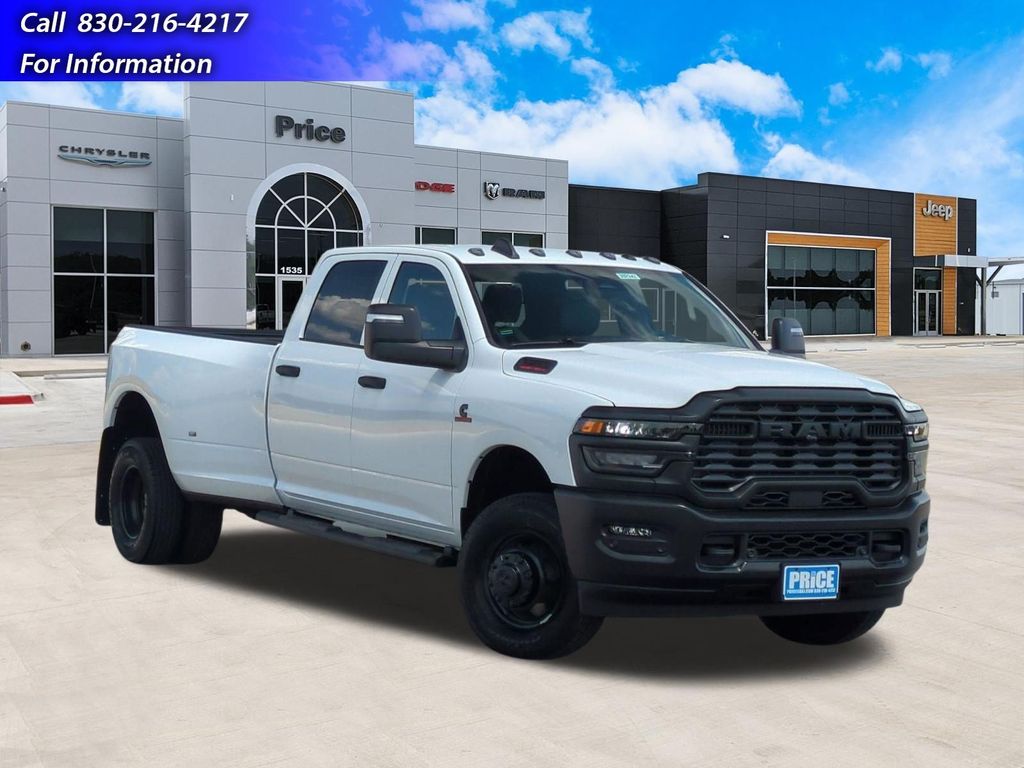 New 2026 Ram 3500 TRADESMAN CREW CAB 4X4 8' BOX