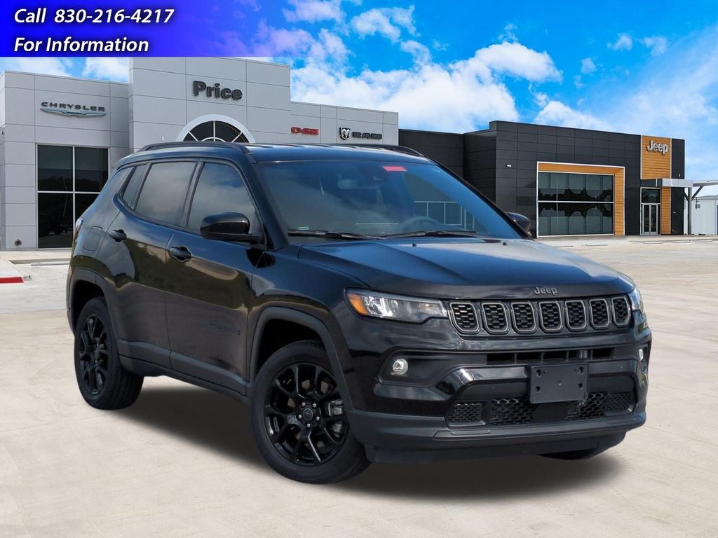 2025 Jeep Compass Latitude 4X4's photo