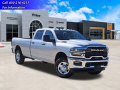 2026 Ram 2500 TRADESMAN CREW CAB 4X4 8' BOX Pickup