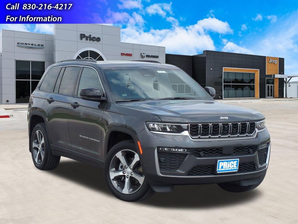 New 2026 Jeep Grand Cherokee LIMITED 4X4