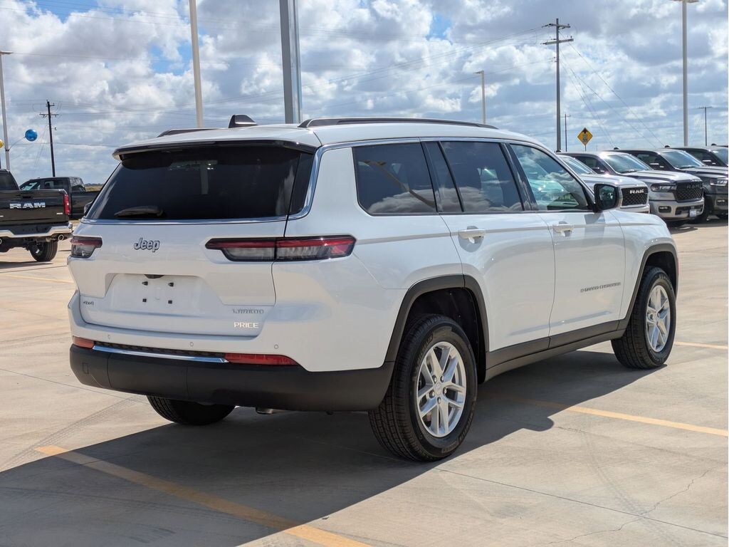 New 2025 Jeep Grand Cherokee L LAREDO X 4X4 Sport Utility