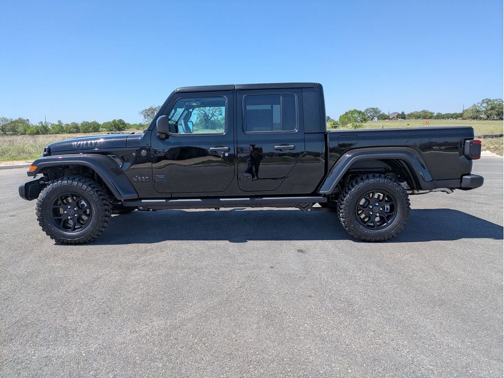 2025 Jeep Gladiator Willys - Photo 6