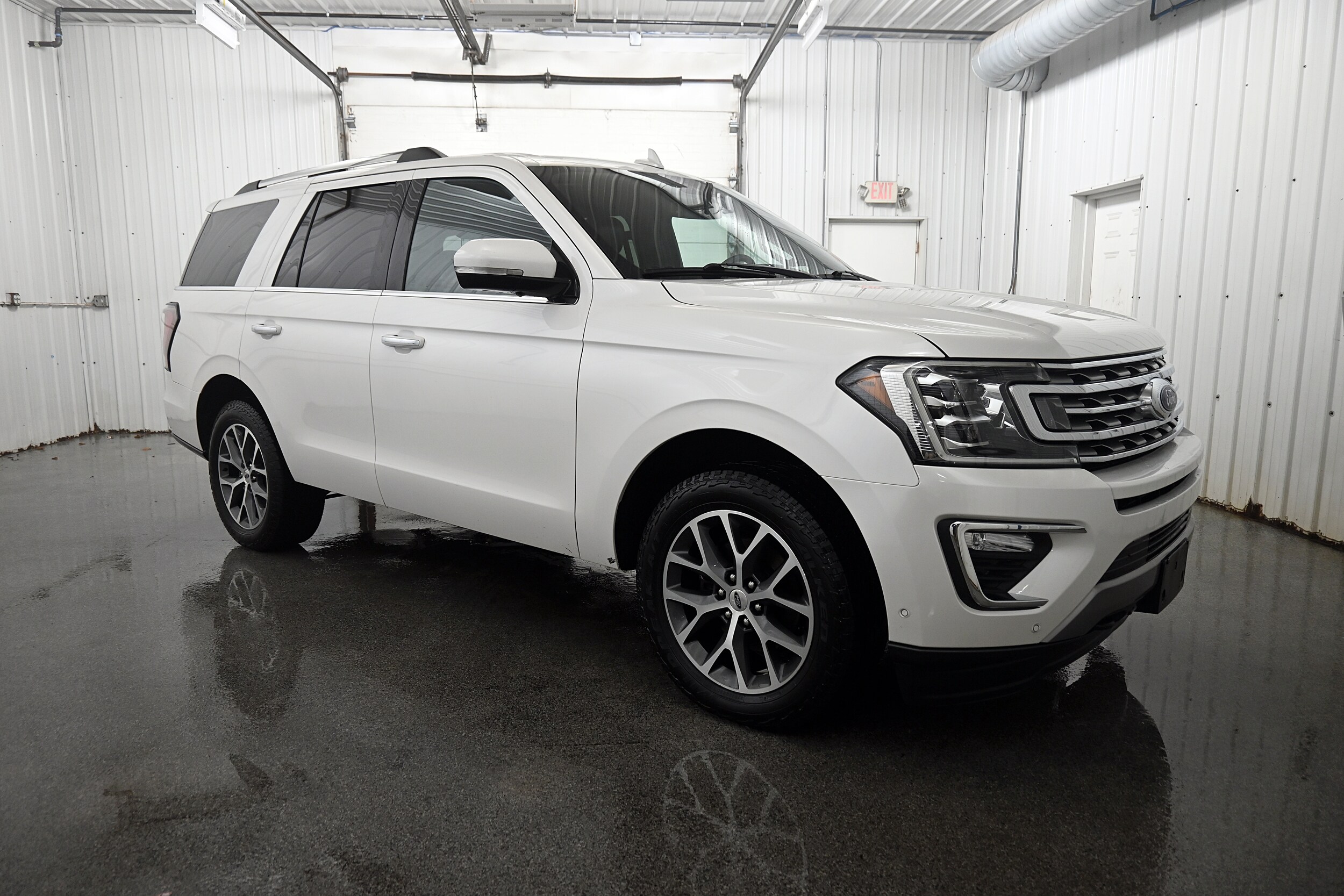 2019 Ford Expedition Limited photo 2