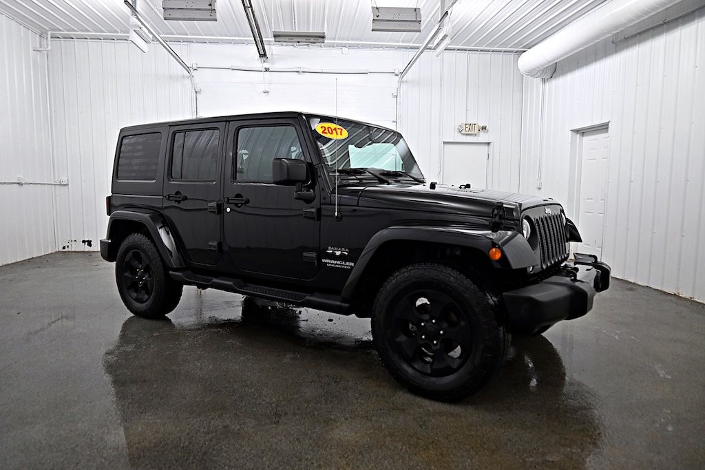 Used 2017 Jeep Wrangler JK Unlimited Unlimited Sahara SUV