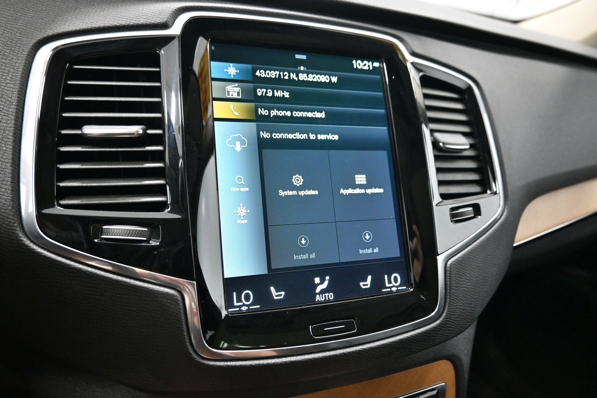 2021 Volvo XC90 Momentum - Photo 13