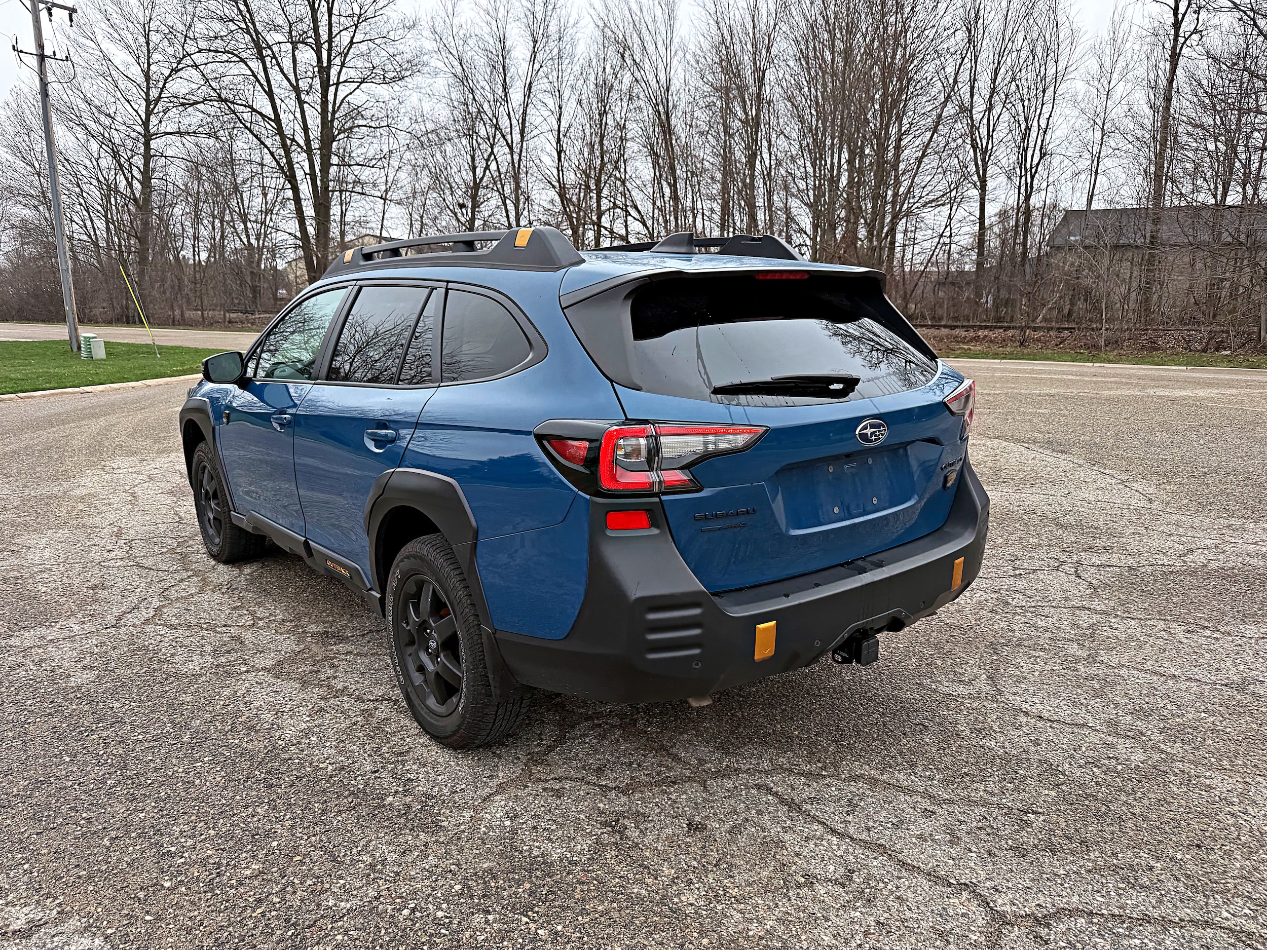 View vehicle photo 7