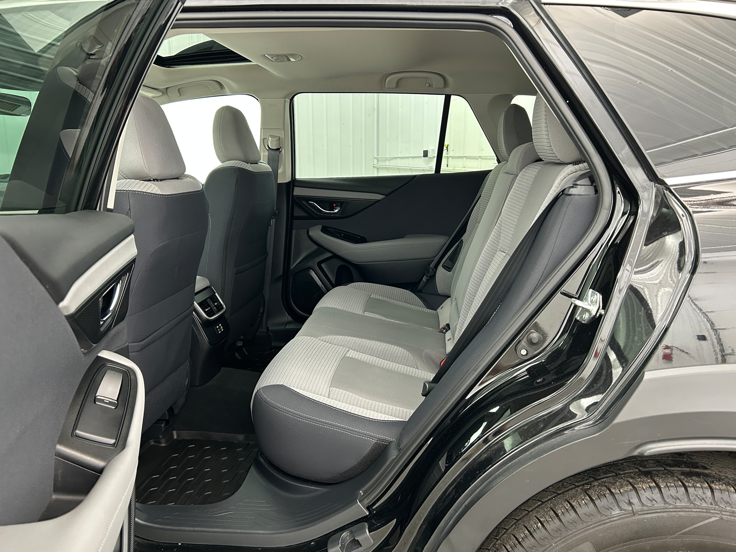 2023 Subaru Outback Premium - Photo 29