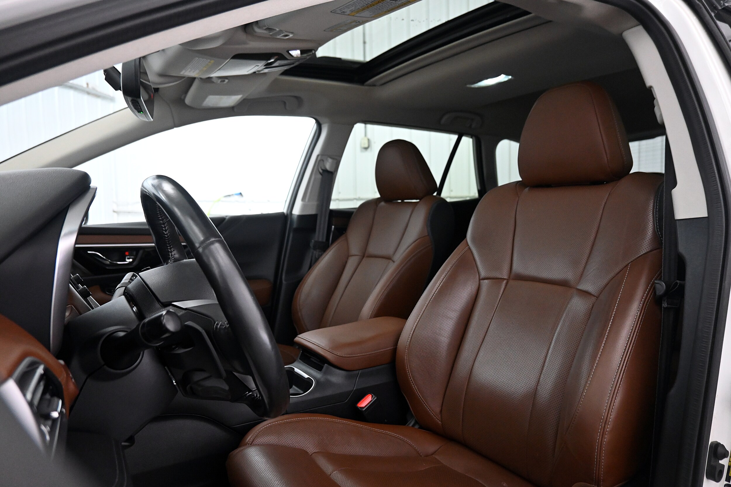 2021 Subaru Outback Touring XT photo 3