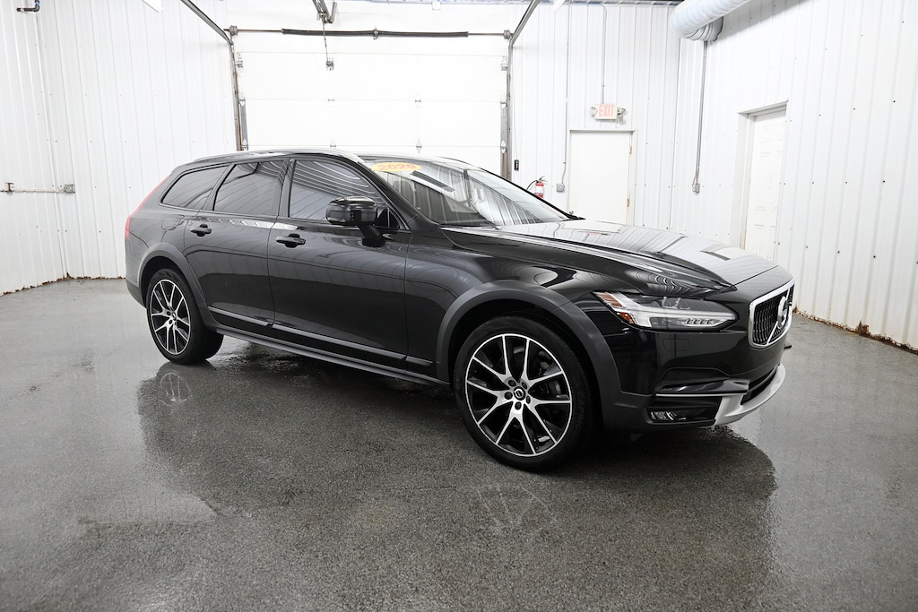 Used 2020 Volvo V90 Cross Country T6 AWD Wagon