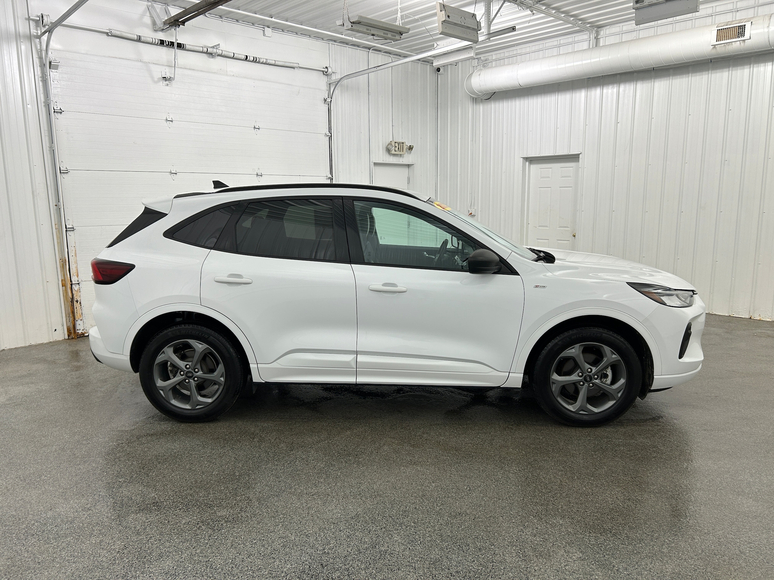 2023 Ford Escape ST-Line - Photo 33