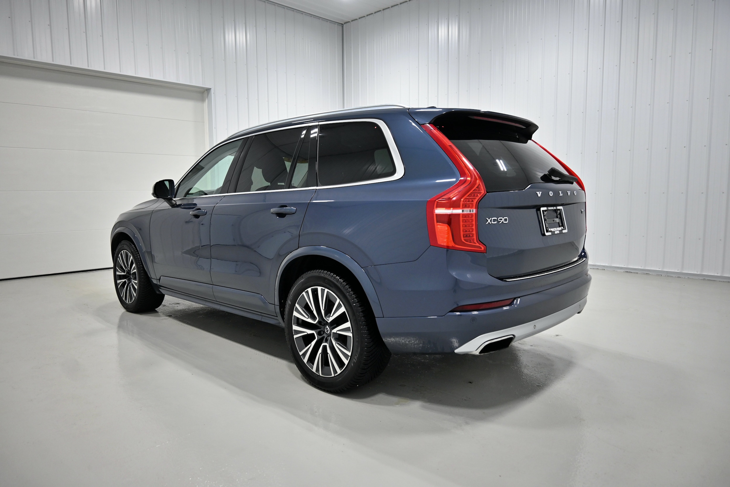 2021 Volvo XC90 Momentum - Photo 34