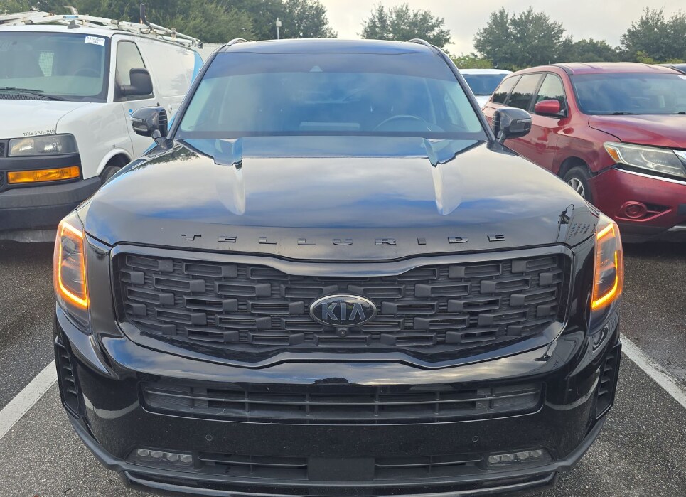 2021 Kia Telluride SX photo 3