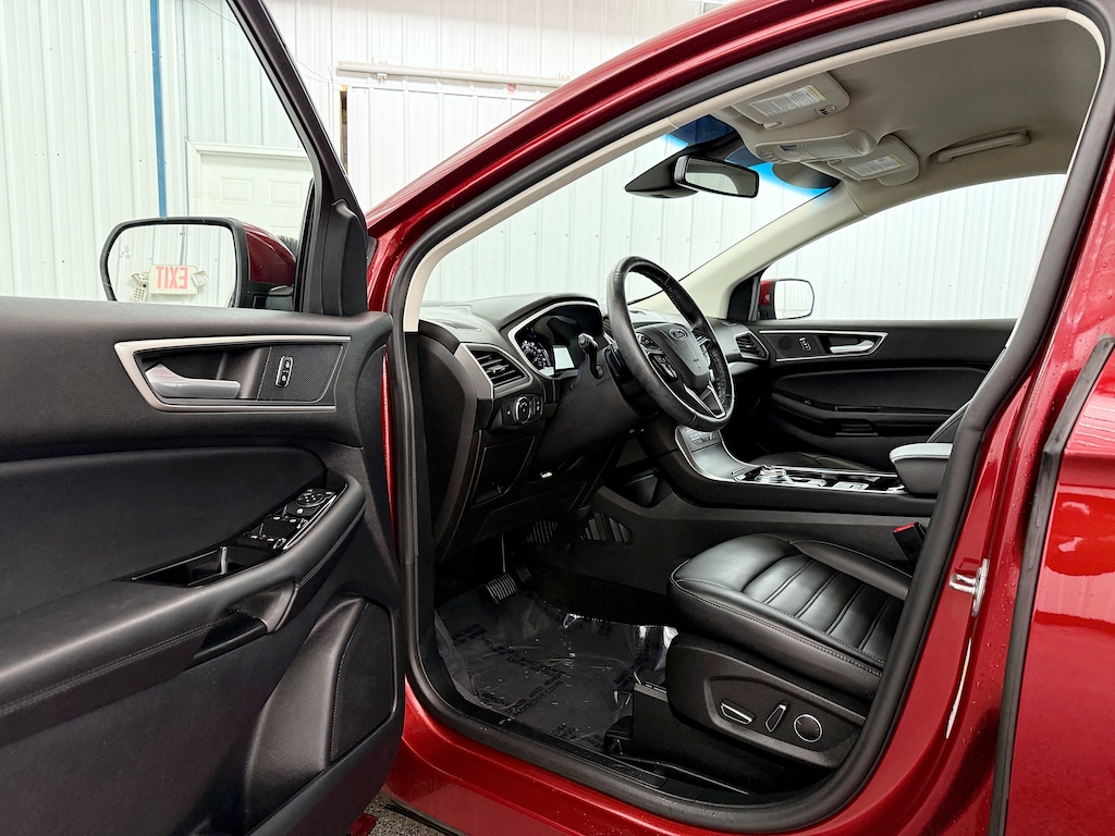 Used 2019 Ford Edge SEL SUV