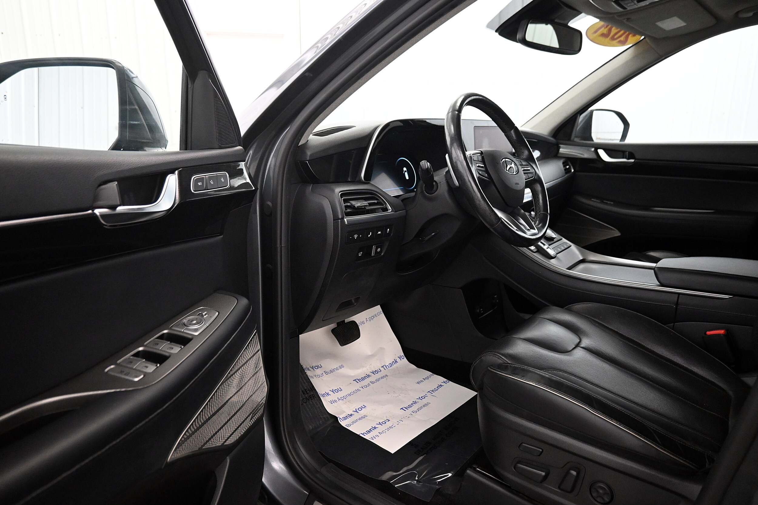 2021 Hyundai Palisade Limited photo 2