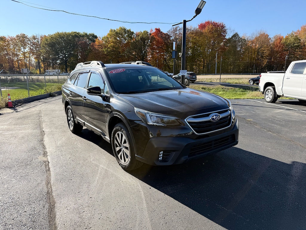 Used 2020 Subaru Outback Premium SUV