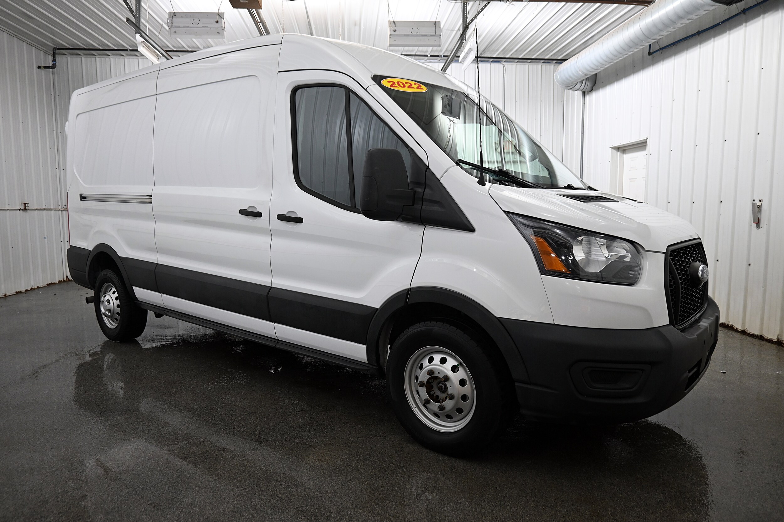 2022 Ford Transit Cargo Van photo 2