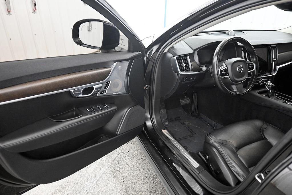 Used 2020 Volvo V90 Cross Country T6 AWD Wagon