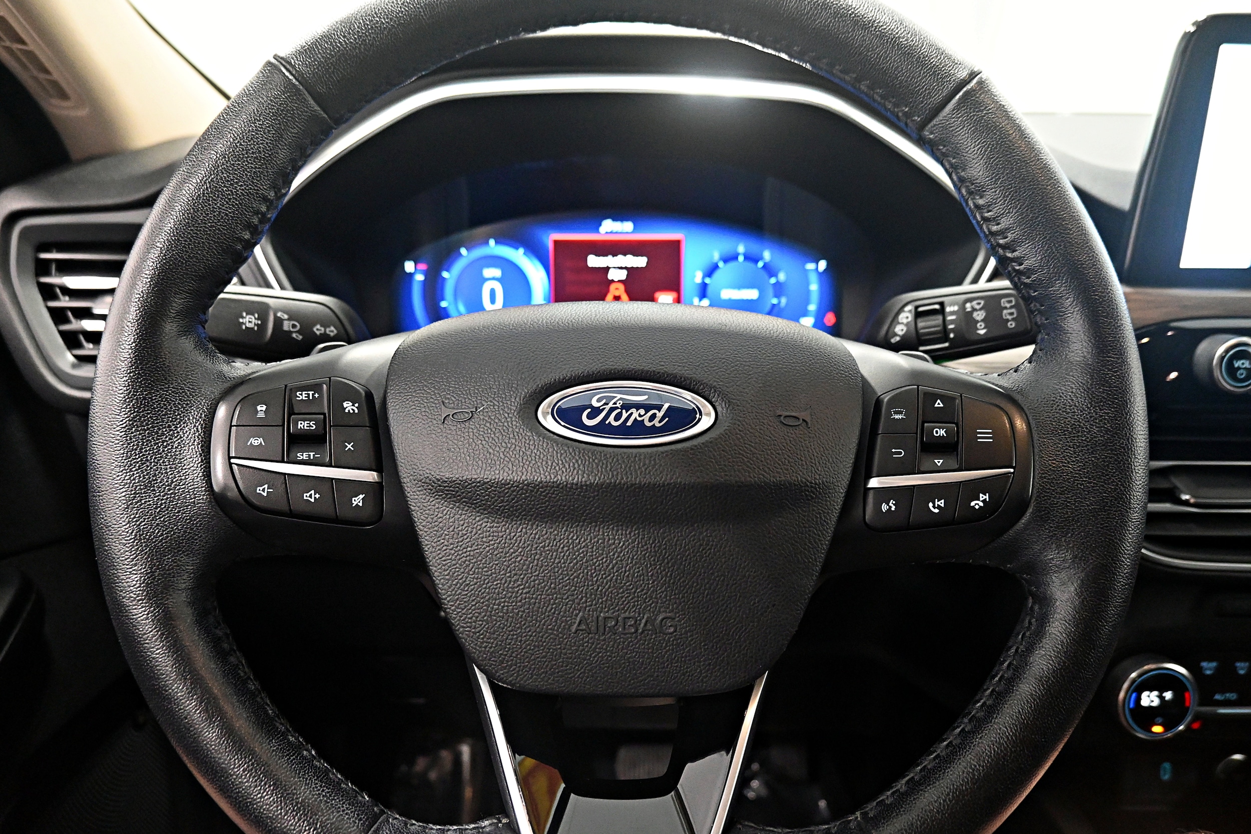 2020 Ford Escape Titanium - Photo 7