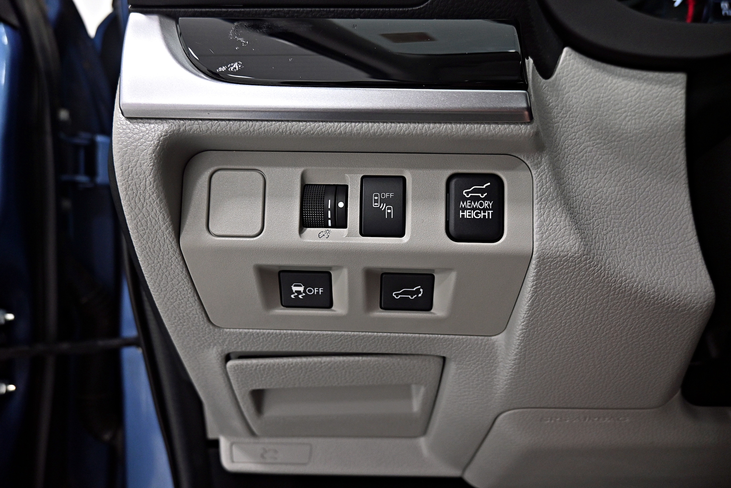 2018 Subaru Forester Limited - Photo 8
