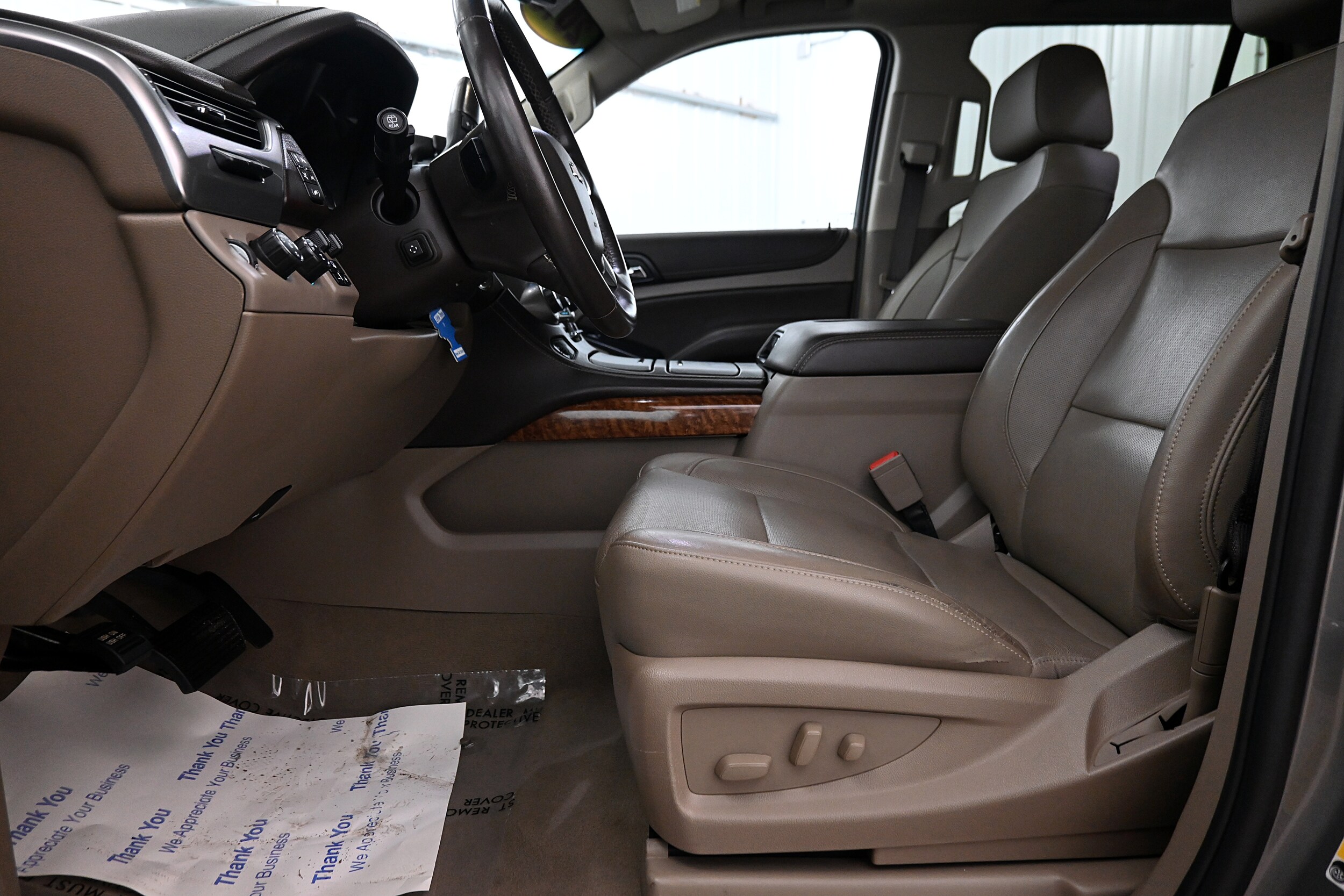 2019 Chevrolet Tahoe Premier photo 3